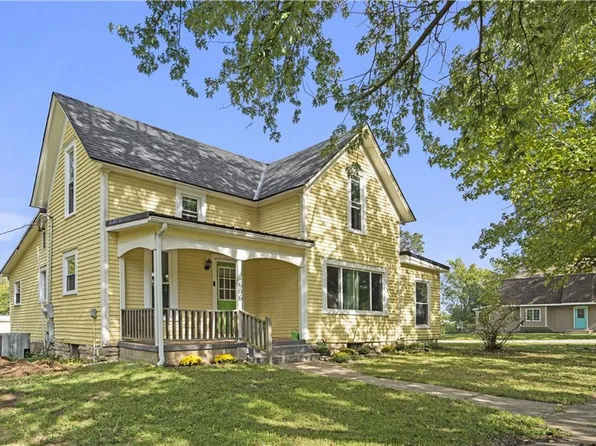 606 Fir St, Garden City, MO 64747