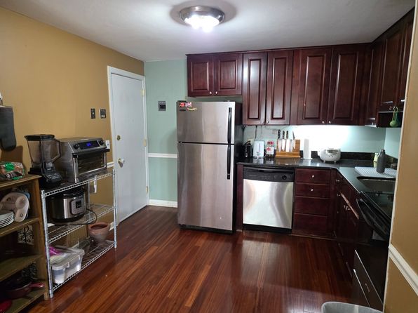 92 E Broadway St #35