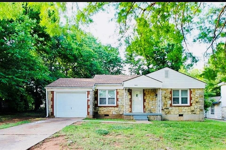 1st image of 4633 SE 19th St
