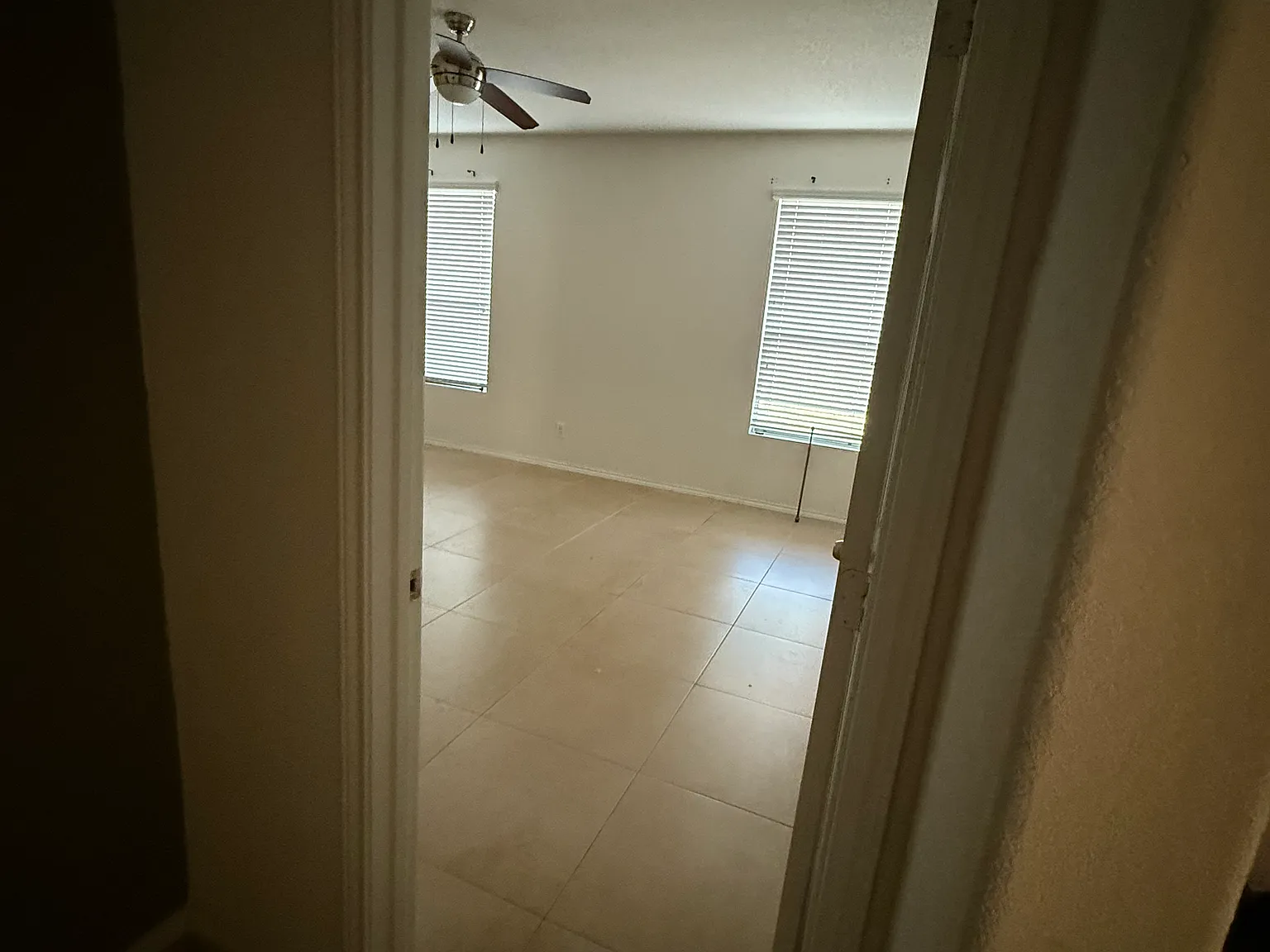3 bed, 1672 sqft, $2,100 — Photo 3