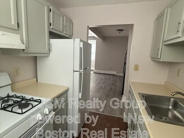 40 Winthrop St APT 4, Roxbury, MA 02119