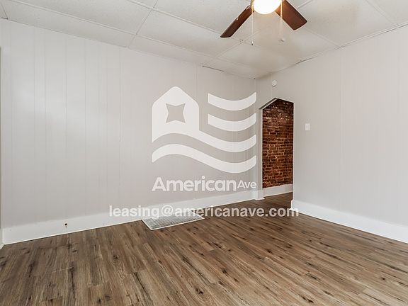 1016920_003_wm_-_living_room_13044632.jpg