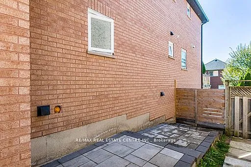 4738 Wild Rose St #W/O — Photo 23