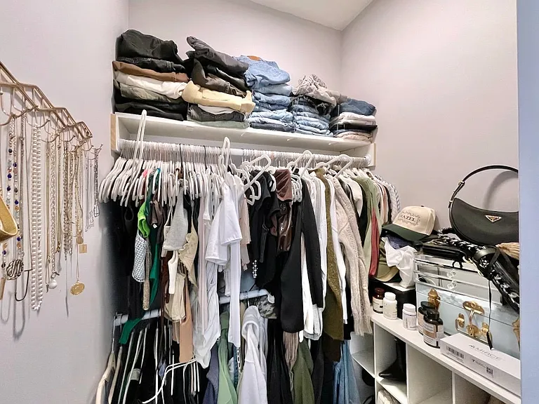 227 Clinton St #3 — Photo 9