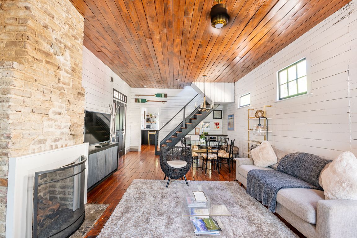 next background image