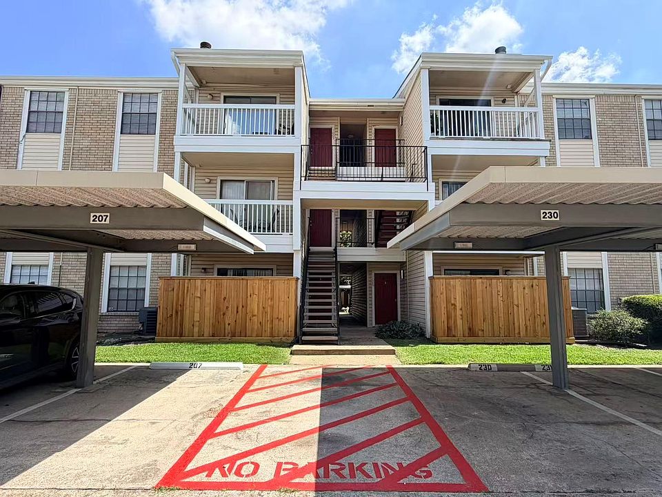 1st image of 2750 Holly Hall St