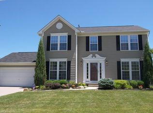1071 Tinkers Green Dr, Streetsboro, OH 44241