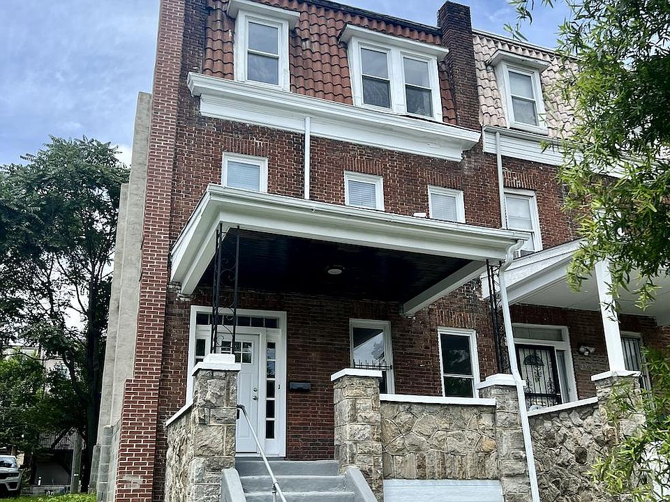 1st image of 2206 Bryant Ave #3