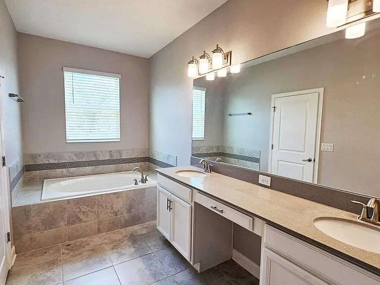 11048 Sweetgum Woods Dr — Photo 15