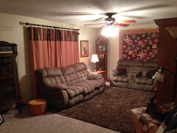 3rd image of 601 N Sylvan Ln