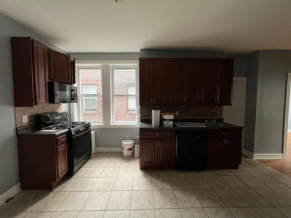 403 Avenue C #7E