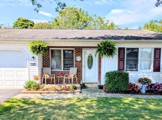 18 May Dr, Dillsburg, PA 17019