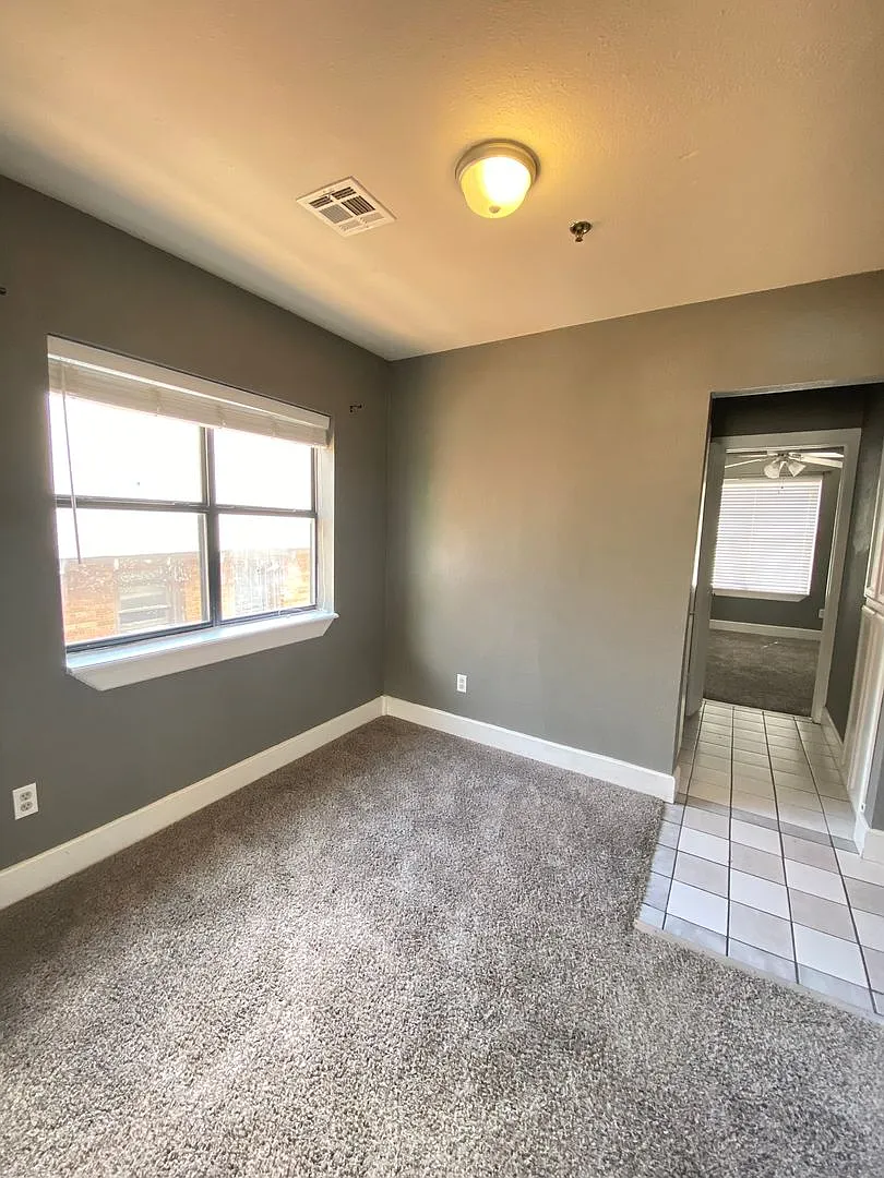 1 bed 1 bath in Paseo District — Photo 4