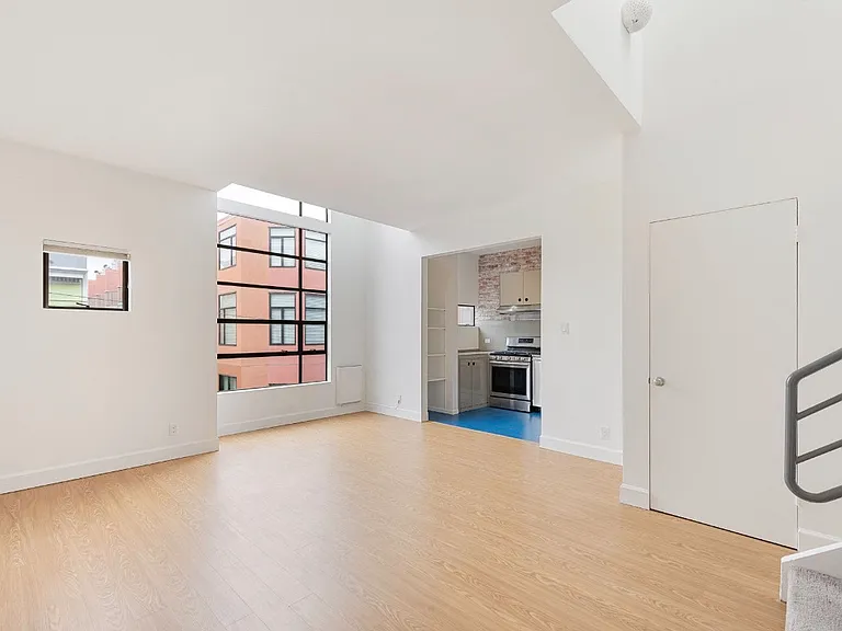 55 Vandewater St #7 — Photo 5