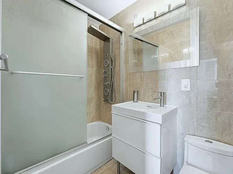100 Manhattan Ave #2312 — Photo 5