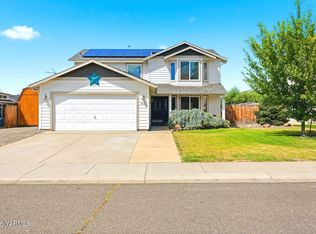 511 Millenium Ave, Moxee, WA 98936