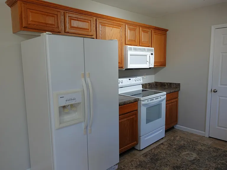 139 Stockbridge Dr — Photo 14