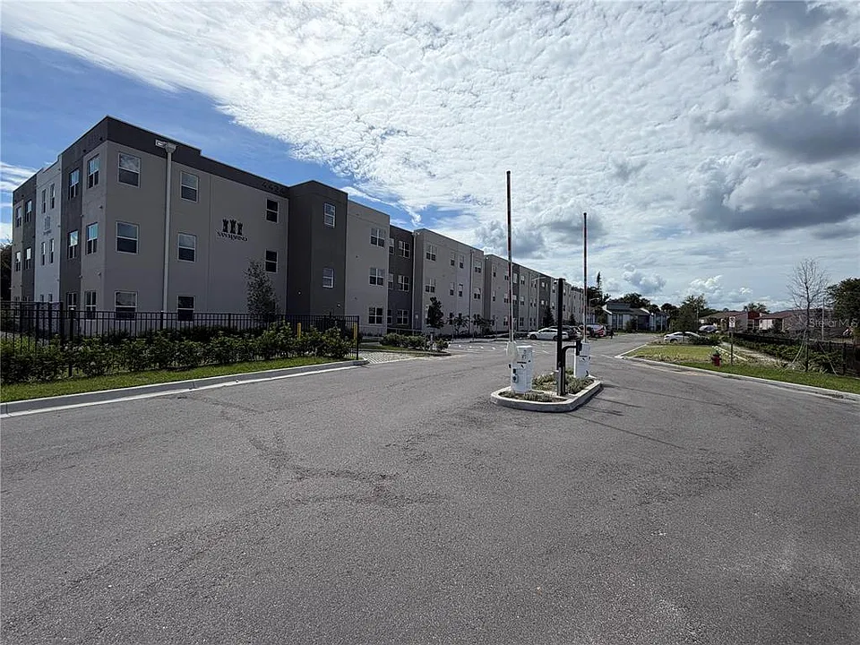 4424 S Texas Ave #209