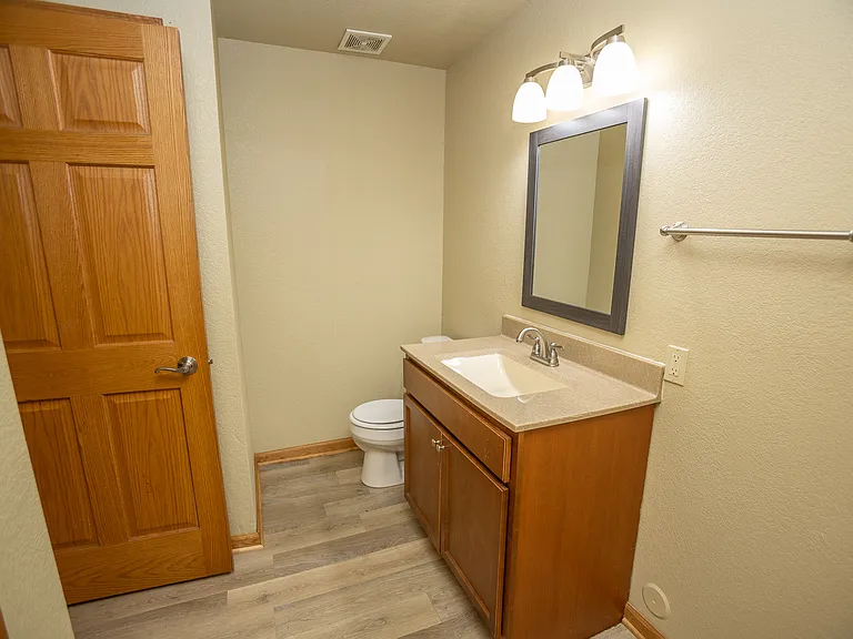 1015 Madison St — Photo 10