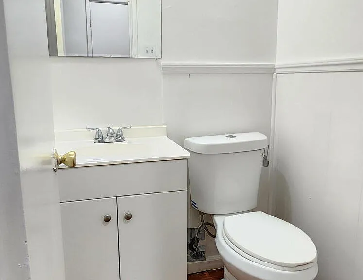 10006 Isabelle Ct — Photo 3