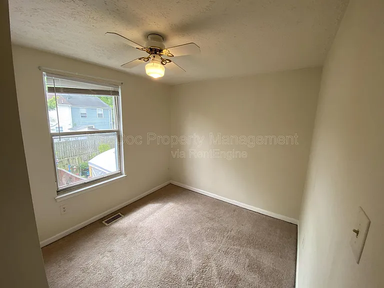 4749 Hedrick Ln — Photo 18