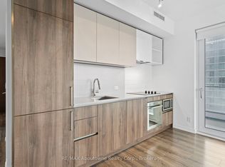 7890 Jane St #3312, Vaughan, ON L4K 4L8