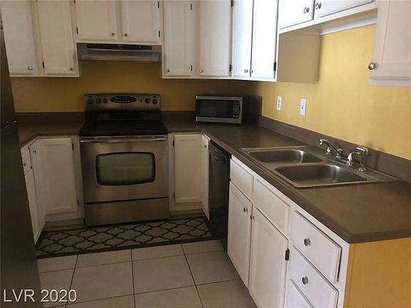 5th image of 3791 Shirebrook Dr APT 114