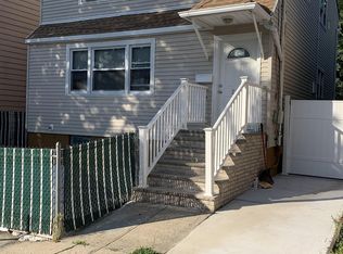 216 Custer Ave #1, Jersey City, NJ 07305