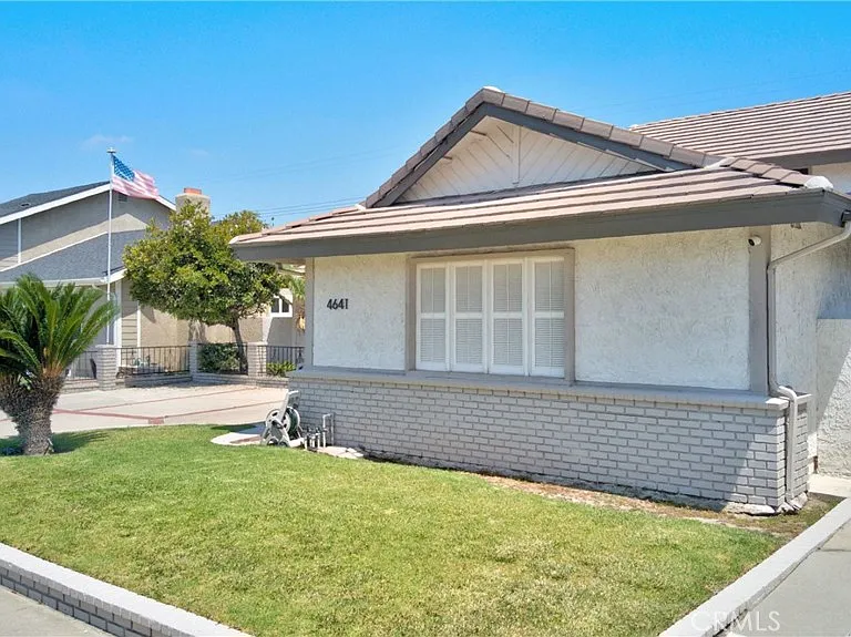 4641 Newman Ave — Photo 4