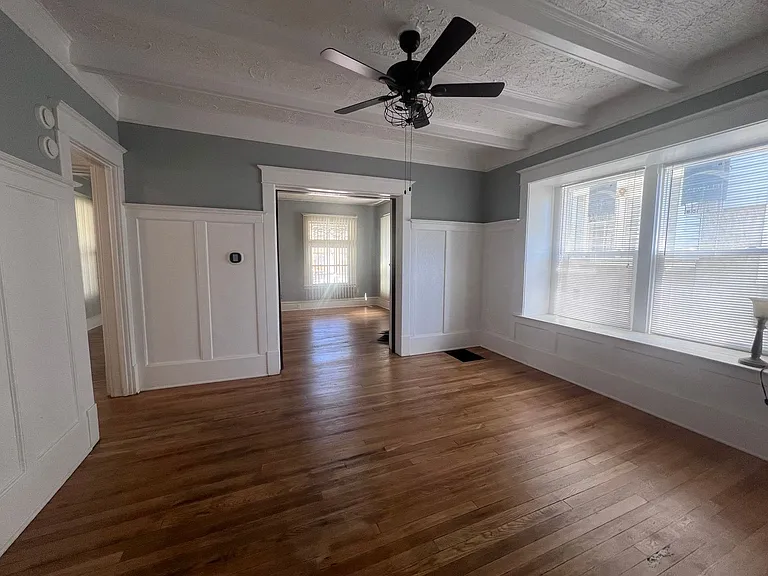 1242 Wealthy St SE — Photo 8