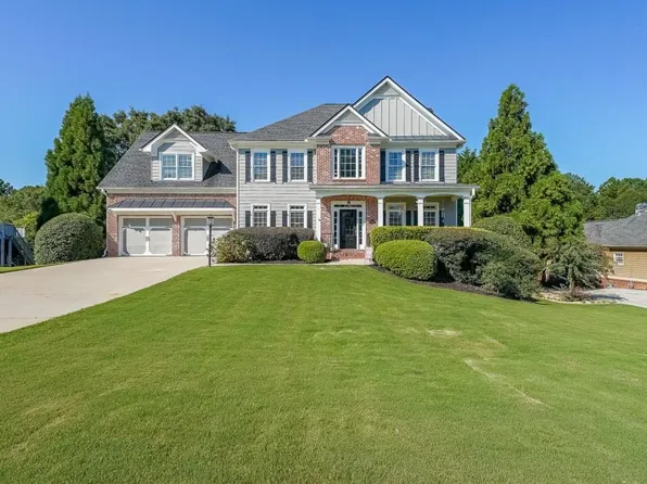 1206 James Walter Dr, Loganville, GA 30052