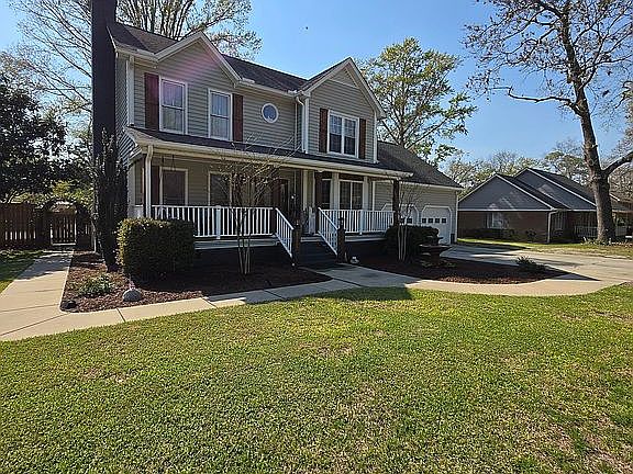 3rd image of 145 Silvercreek Dr