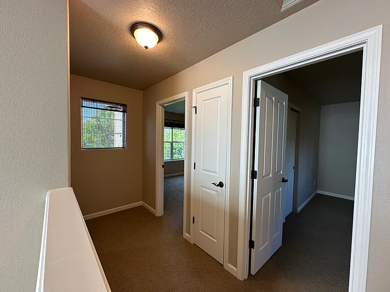 5287 SE Lone Oak St — Photo 8
