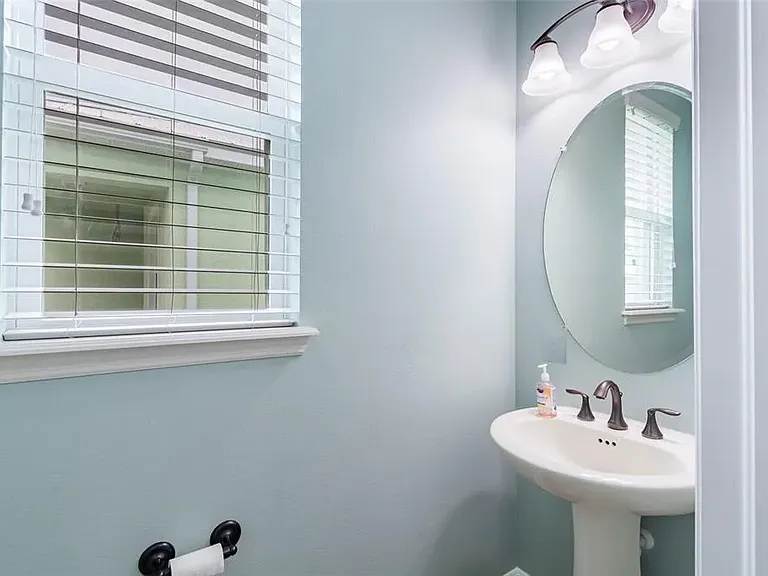 425 Bahama Grande Blvd — Photo 18