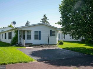 14 Goldenrod Ct W, Harleysville, PA 19438