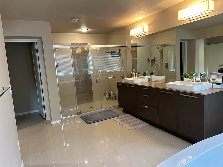 16538 SE 46th Ct — Photo 29
