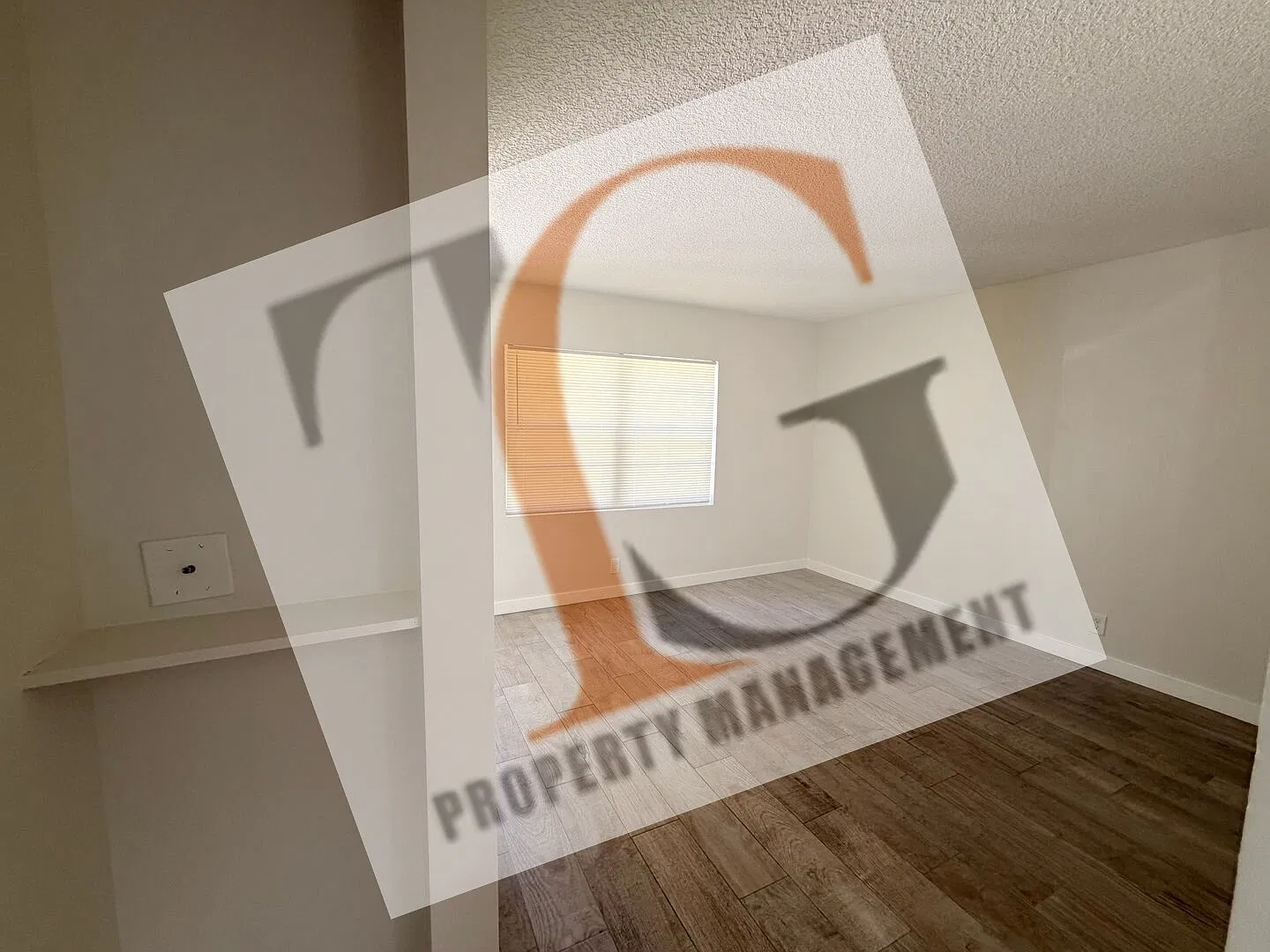 2/1 Atlantic Beach Duplex For Rent! Lawn Included! — Photo 4