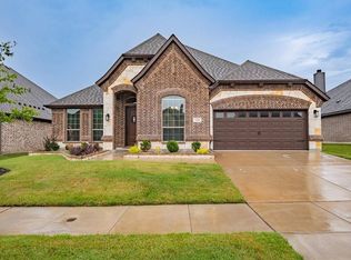 350 Wolf Creek Dr, Waxahachie, TX 75165