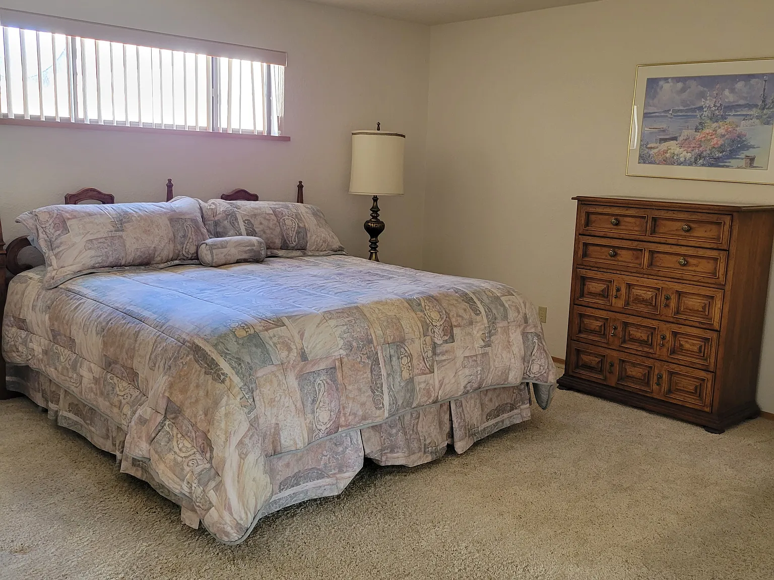 3 bed, 1745 sqft, $2,200 — Photo 4