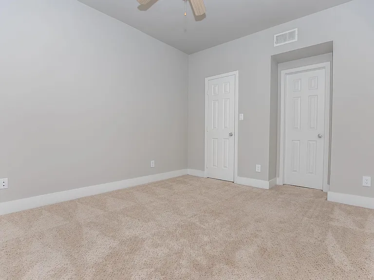 The Grayson at Baybrook — Photo 11
