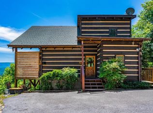2086 Bluff Mountain Rd, Sevierville, TN 37876