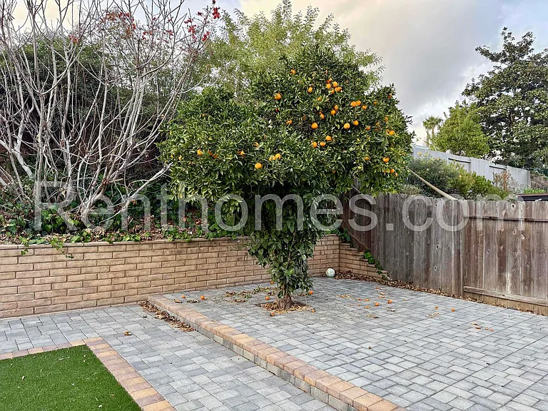 17540 Hada Dr — Photo 15