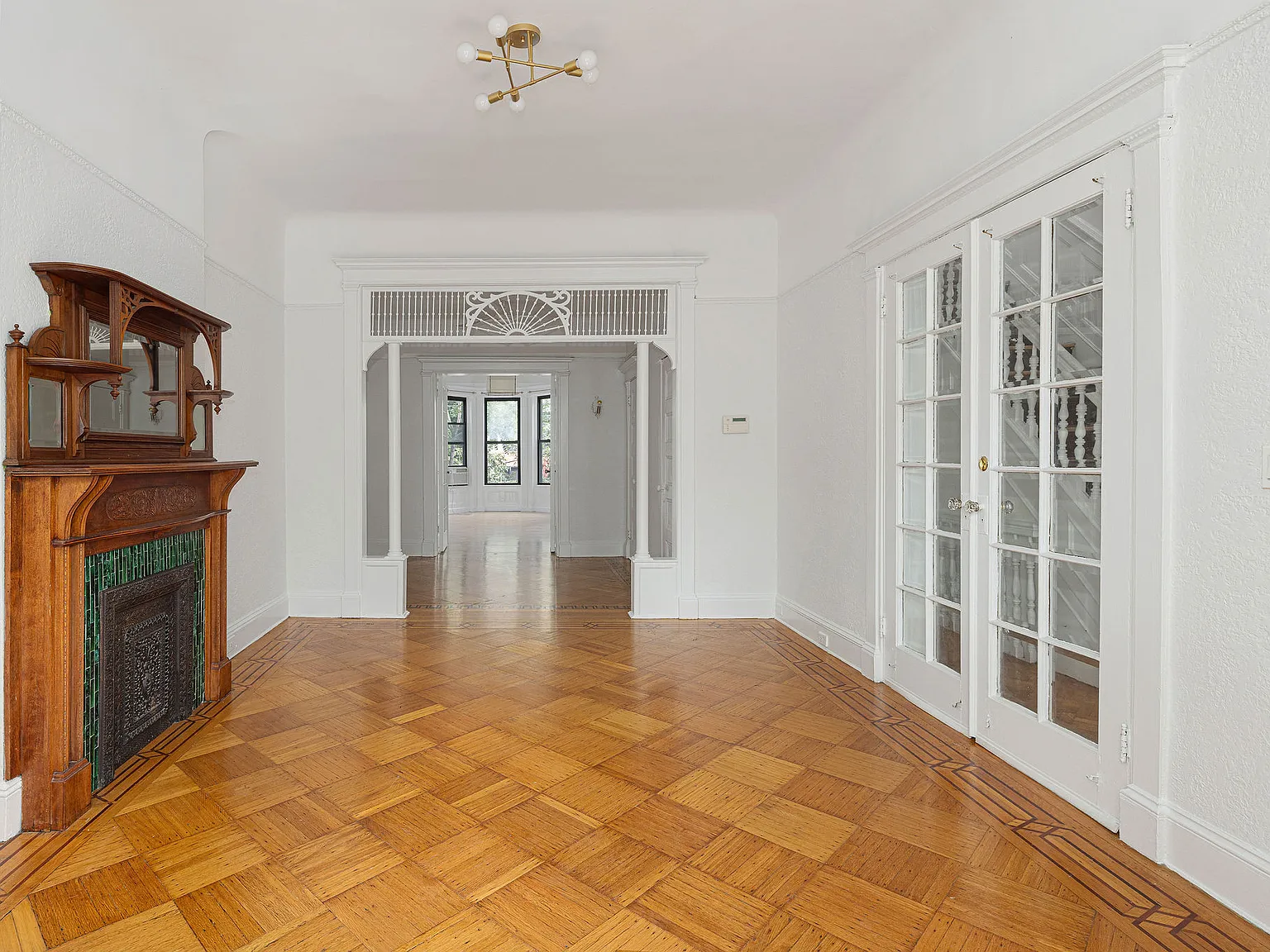 597 Jefferson Avenue — Photo 2