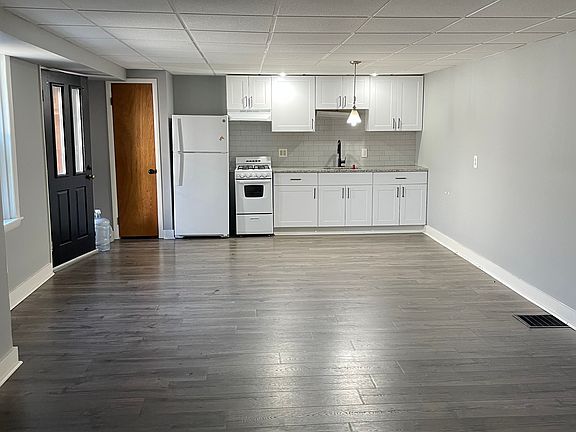 Fist floor living room and kitchen