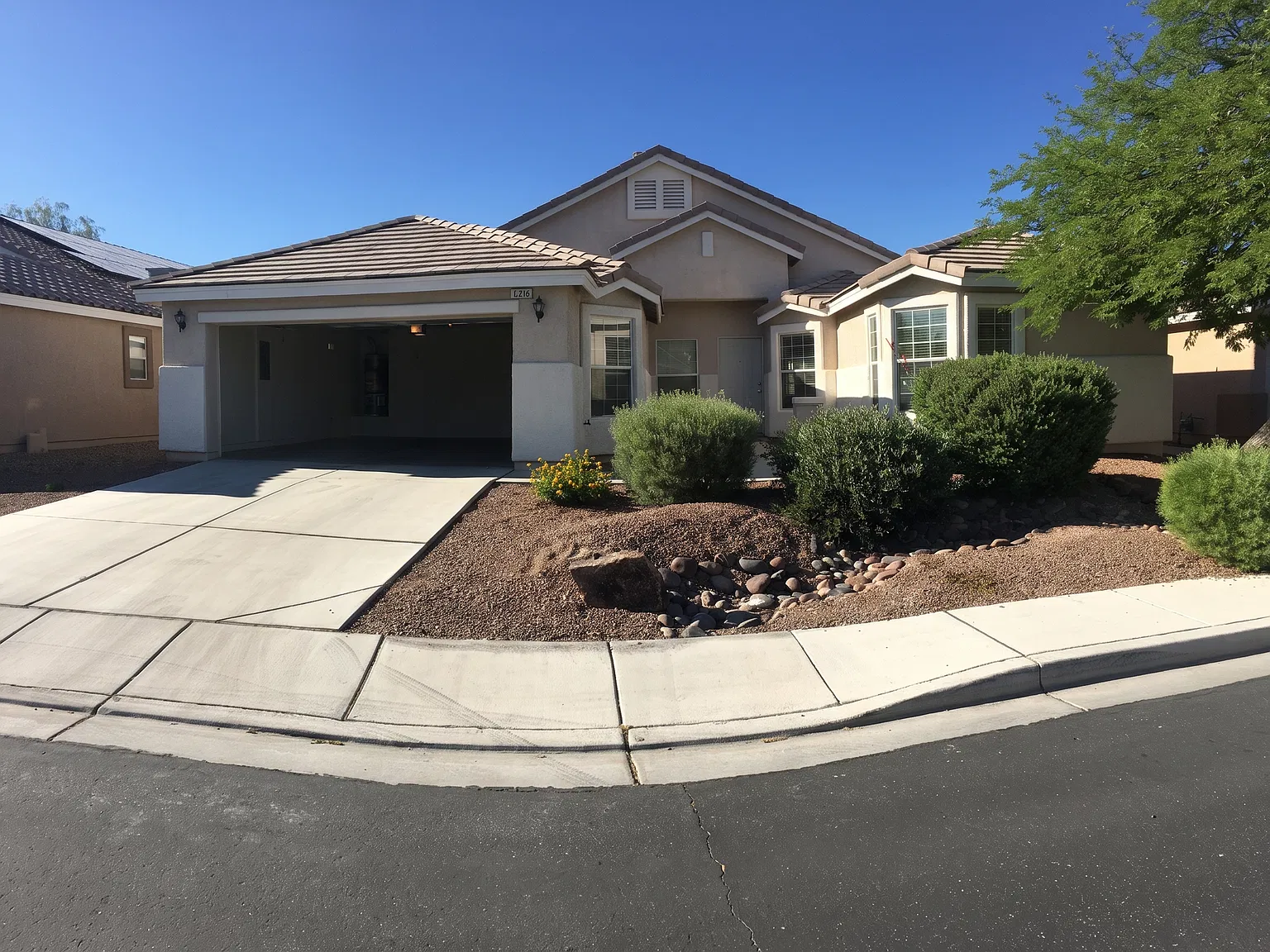 3 bed, 1756 sqft, $2,150 — Photo 4