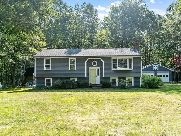 2 Blackberry Lane, Raymond, NH 03077