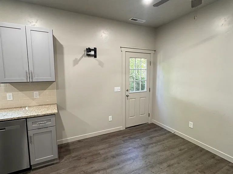 413 S Utah Ave S #4 — Photo 25