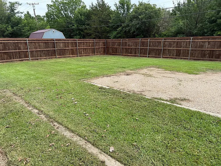 216 Randy Dr — Photo 29