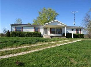 875 Grandma Brown Rd, Mitchell, IN 47446