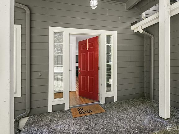 2nd image of 27423 NE 153rd Place